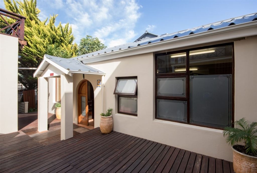 12 Bedroom Property for Sale in East Bank Eastern Cape